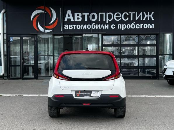Kia Soul III с пробегом 2022 года, цена 2 299 999 рублей, 38500 км, хэтчбек, Автокод Объявления