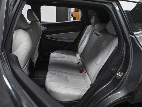 Geely Atlas II с пробегом 2023 года, цена 2 344 000 рублей, 35896 км, внедорожник, Автокод Объявления