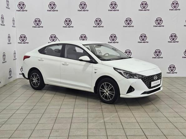 Hyundai Solaris II Рестайлинг с пробегом 2020 года, цена 1 255 000 рублей, 78741 км, седан, Автокод Объявления