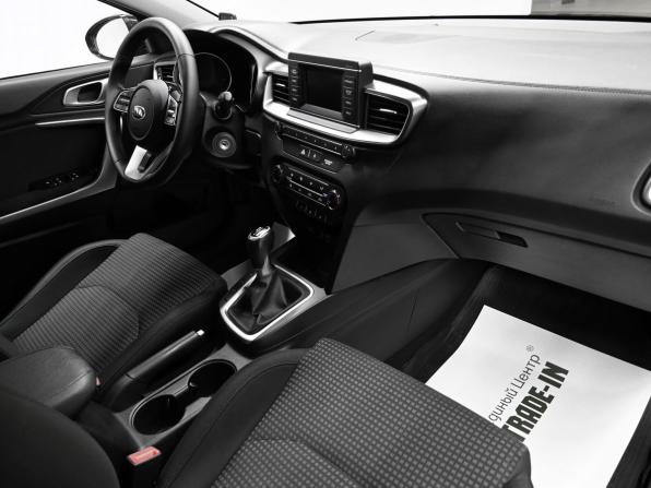 Kia Ceed III с пробегом 2019 года, цена 1 695 000 рублей, 42054 км, хэтчбек, Автокод Объявления