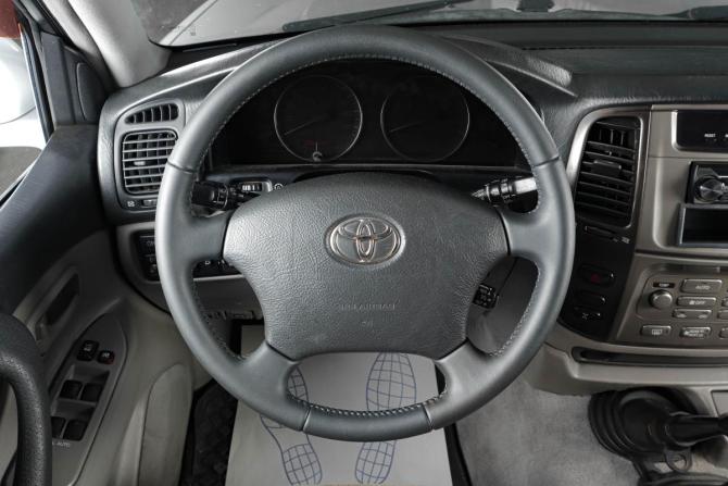 Toyota Land Cruiser 100 Series Рестайлинг 2 с пробегом 2007 года, цена 2 349 000 рублей, 540000 км, внедорожник, Автокод Объявления