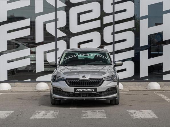 Skoda Rapid II с пробегом 2021 года, цена 2 210 000 рублей, 79105 км, лифтбек, Автокод Объявления