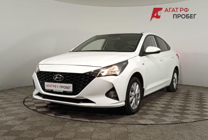Hyundai Solaris II Рестайлинг с пробегом 2020 года, цена 1 640 000 рублей, 80000 км, седан, Автокод Объявления