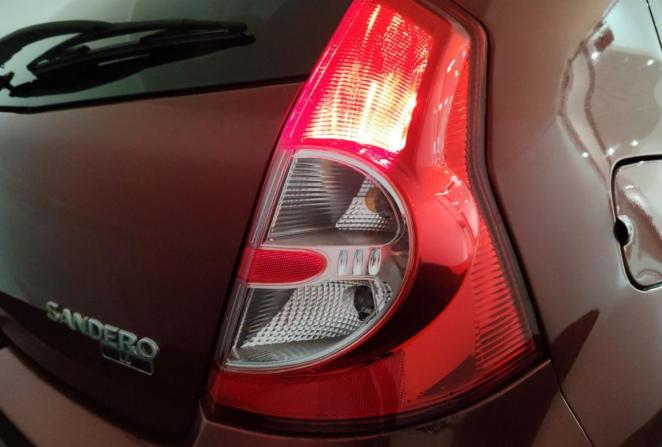 Renault Sandero I с пробегом 2010 года, цена 550 000 рублей, 171698 км, хэтчбек, Автокод Объявления