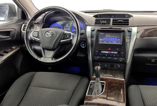 Toyota Camry VII (XV50) Рестайлинг с пробегом 2015 года, цена 1 899 000 рублей, 196765 км, седан, Автокод Объявления