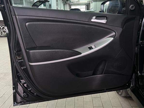 Hyundai Solaris I с пробегом 2013 года, цена 850 000 рублей, 191409 км, седан, Автокод Объявления