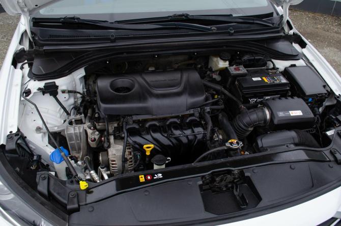 Hyundai Elantra VI (AD) с пробегом 2018 года, цена 1 580 000 рублей, 93000 км, седан, Автокод Объявления