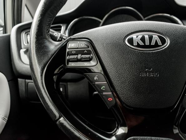 Kia Ceed II с пробегом 2013 года, цена 1 590 000 рублей, 58591 км, хэтчбек, Автокод Объявления