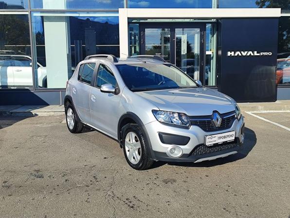 Renault Sandero II с пробегом 2016 года, цена 919 000 рублей, 89714 км, хэтчбек, Автокод Объявления