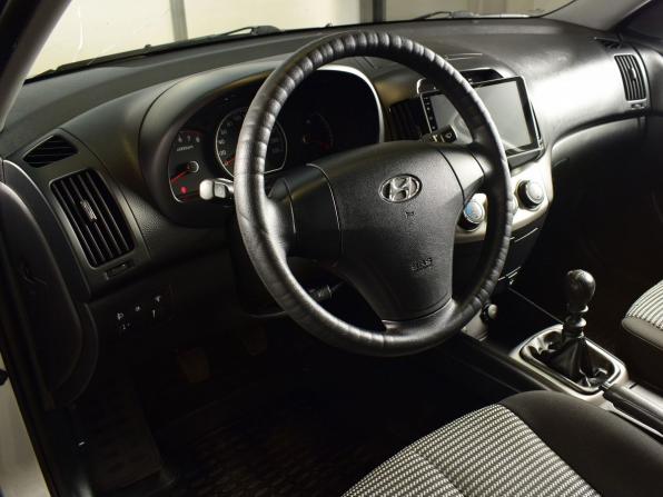 Hyundai Elantra IV (HD) с пробегом 2010 года, цена 645 999 рублей, 258156 км, седан, Автокод Объявления