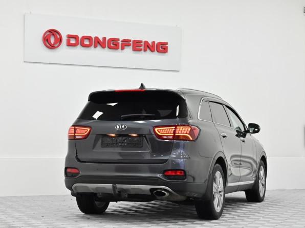 Kia Sorento III Prime Рестайлинг с пробегом 2018 года, цена 1 679 000 рублей, 88000 км, внедорожник, Автокод Объявления