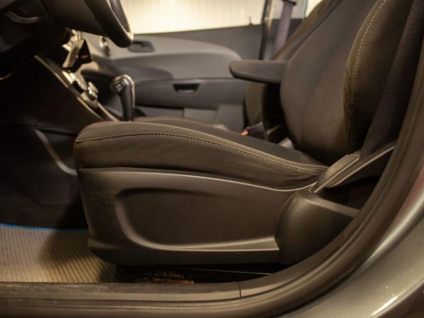 Chevrolet Aveo II с пробегом 2013 года, цена 550 000 рублей, 144831 км, седан, Автокод Объявления