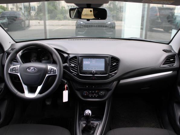 Lada (ВАЗ) Vesta I с пробегом 2018 года, цена 897 000 рублей, 104725 км, седан, Автокод Объявления