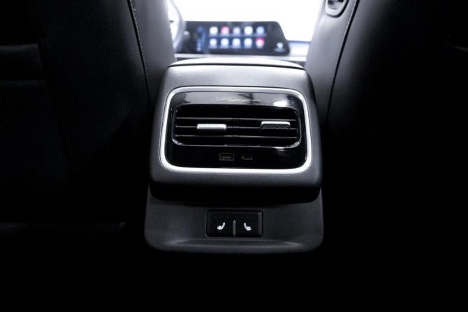 Chery Tiggo 8 Pro Max I Рестайлинг с пробегом 2024 года, цена 2 399 000 рублей, 40251 км, внедорожник, Автокод Объявления