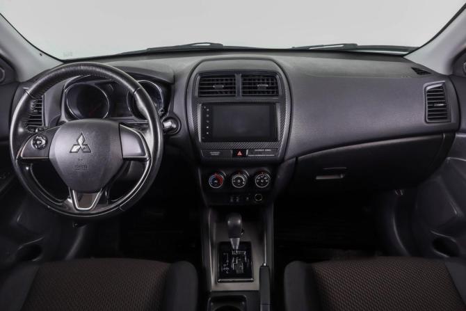 Mitsubishi ASX I Рестайлинг 2 с пробегом 2017 года, цена 1 799 000 рублей, 112000 км, внедорожник, Автокод Объявления