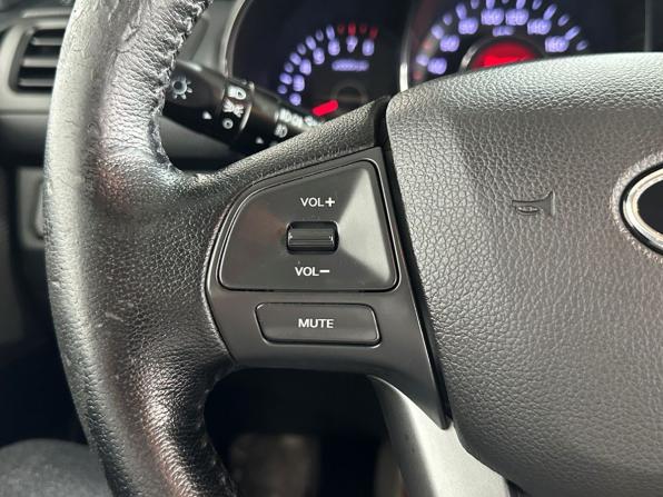 Kia Rio III с пробегом 2011 года, цена 890 000 рублей, 205313 км, седан, Автокод Объявления