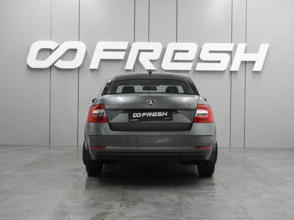 Skoda Octavia III (A7) Рестайлинг с пробегом 2017 года, цена 1 219 000 рублей, 174920 км, лифтбек, Автокод Объявления