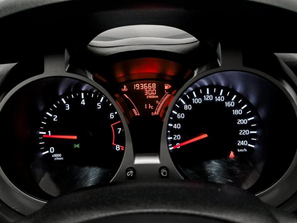 Nissan Juke I с пробегом 2012 года, цена 799 000 рублей, 193666 км, внедорожник, Автокод Объявления