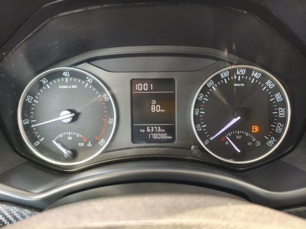Skoda Octavia II (A5) Рестайлинг с пробегом 2012 года, цена 750 000 рублей, 178000 км, лифтбек, Автокод Объявления