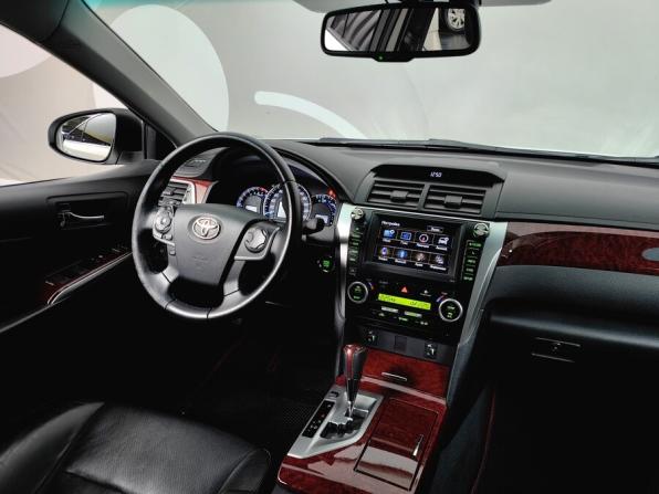Toyota Camry VII (XV50) с пробегом 2013 года, цена 1 777 000 рублей, 202947 км, седан, Автокод Объявления