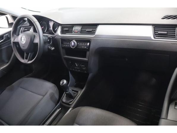 Skoda Rapid I Рестайлинг с пробегом 2018 года, цена 1 329 000 рублей, 84917 км, лифтбек, Автокод Объявления