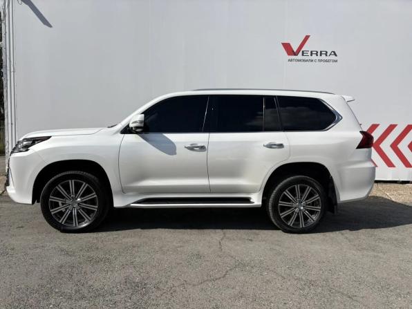 Lexus LX III Рестайлинг 2 с пробегом 2019 года, цена 10 500 000 рублей, 73202 км, внедорожник, Автокод Объявления