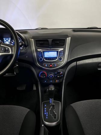 Hyundai Solaris I с пробегом 2014 года, цена 755 000 рублей, 215659 км, седан, Автокод Объявления