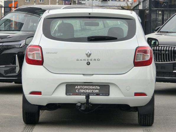 Renault Sandero II с пробегом 2017 года, цена 609 000 рублей, 157349 км, хэтчбек, Автокод Объявления