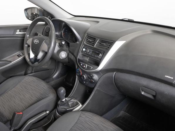 Hyundai Solaris I Рестайлинг с пробегом 2015 года, цена 730 000 рублей, 165530 км, седан, Автокод Объявления
