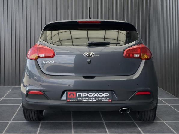 Kia Ceed II с пробегом 2014 года, цена 1 057 000 рублей, 178031 км, хэтчбек, Автокод Объявления