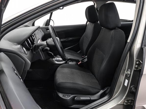 Peugeot 308 I с пробегом 2010 года, цена 529 000 рублей, 292287 км, хэтчбек, Автокод Объявления