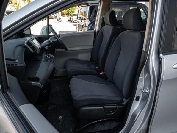 Honda Freed I с пробегом 2010 года, цена 1 115 000 рублей, 124006 км, компактвэн, Автокод Объявления