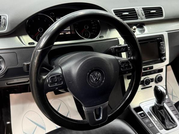 Volkswagen Passat B7 с пробегом 2013 года, цена 1 190 000 рублей, 126616 км, седан, Автокод Объявления