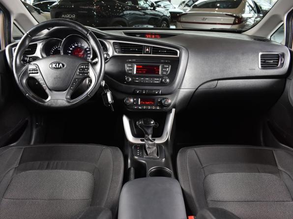 Kia Ceed II Рестайлинг с пробегом 2017 года, цена 840 000 рублей, 87439 км, универсал, Автокод Объявления