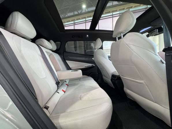 Geely Atlas II с пробегом 2023 года, цена 2 355 000 рублей, 36154 км, внедорожник, Автокод Объявления