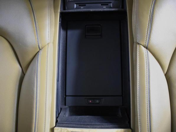 Audi A8 III (D4) с пробегом 2011 года, цена 1 619 900 рублей, 263264 км, седан, Автокод Объявления