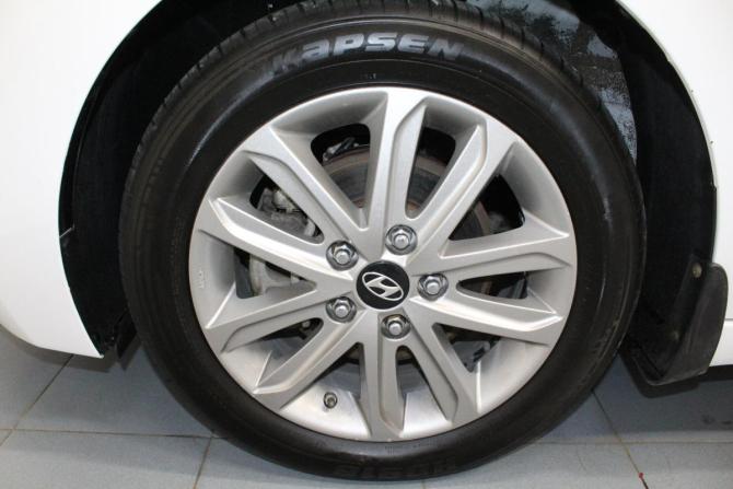 Hyundai Elantra VI (AD) с пробегом 2016 года, цена 1 029 000 рублей, 158468 км, седан, Автокод Объявления