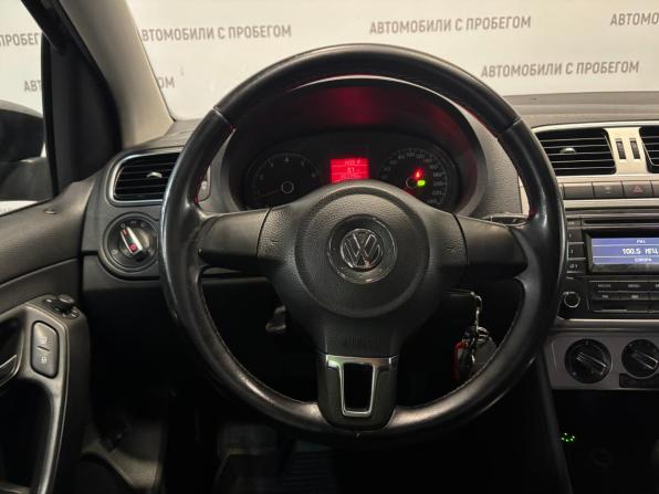 Volkswagen Polo V с пробегом 2013 года, цена 679 000 рублей, 279000 км, седан, Автокод Объявления