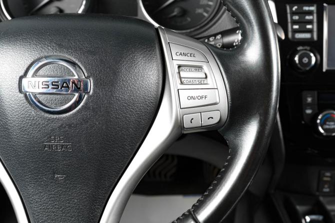 Nissan Qashqai II с пробегом 2016 года, цена 1 499 000 рублей, 150968 км, внедорожник, Автокод Объявления