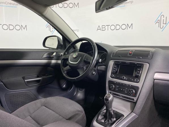 Skoda Octavia II (A5) Рестайлинг с пробегом 2013 года, цена 725 000 рублей, 245587 км, лифтбек, Автокод Объявления
