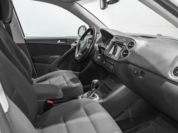 Volkswagen Tiguan I Рестайлинг с пробегом 2015 года, цена 1 481 821 рубль, 171386 км, внедорожник, Автокод Объявления