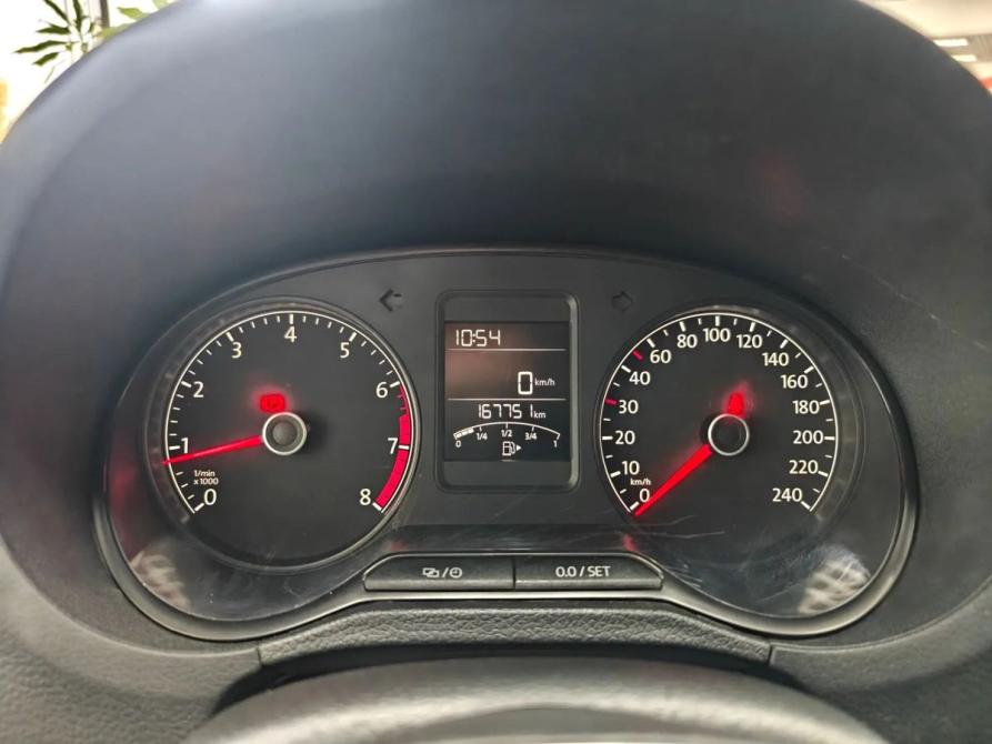 Volkswagen Polo V Рестайлинг Москва  - изображение 14