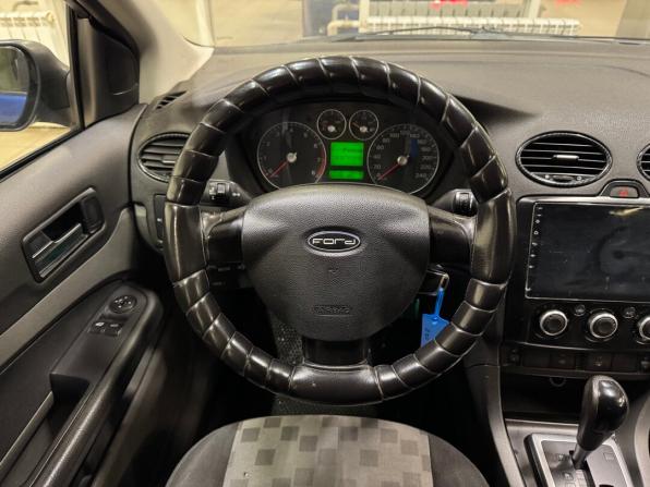 Ford Focus II с пробегом 2005 года, цена 450 000 рублей, 188000 км, седан, Автокод Объявления