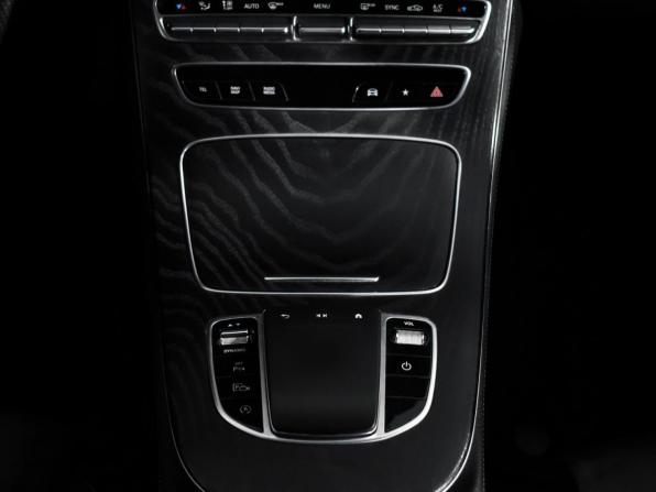 Mercedes-Benz E-Класс V (W213 S213 C238) Рестайлинг с пробегом 2020 года, цена 3 714 000 рублей, 136766 км, седан, Автокод Объявления