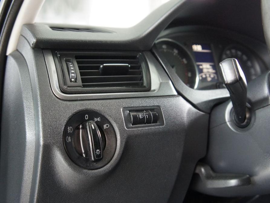 Skoda Rapid I Березовский  - изображение 12
