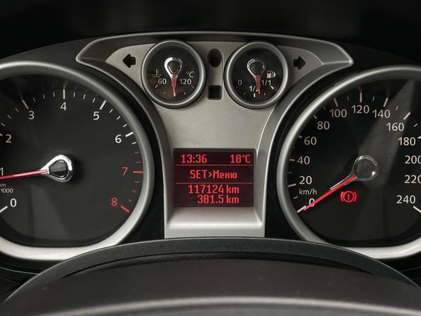Ford Focus II Рестайлинг с пробегом 2011 года, цена 849 000 рублей, 117123 км, седан, Автокод Объявления