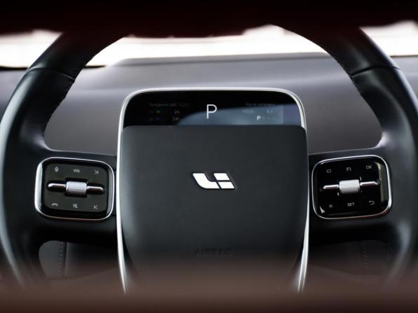 Li Auto (Lixiang) L7 I с пробегом 2023 года, цена 5 798 000 рублей, 45500 км, внедорожник, Автокод Объявления