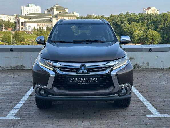 Mitsubishi Pajero Sport III с пробегом 2018 года, цена 2 750 000 рублей, 184680 км, внедорожник, Автокод Объявления