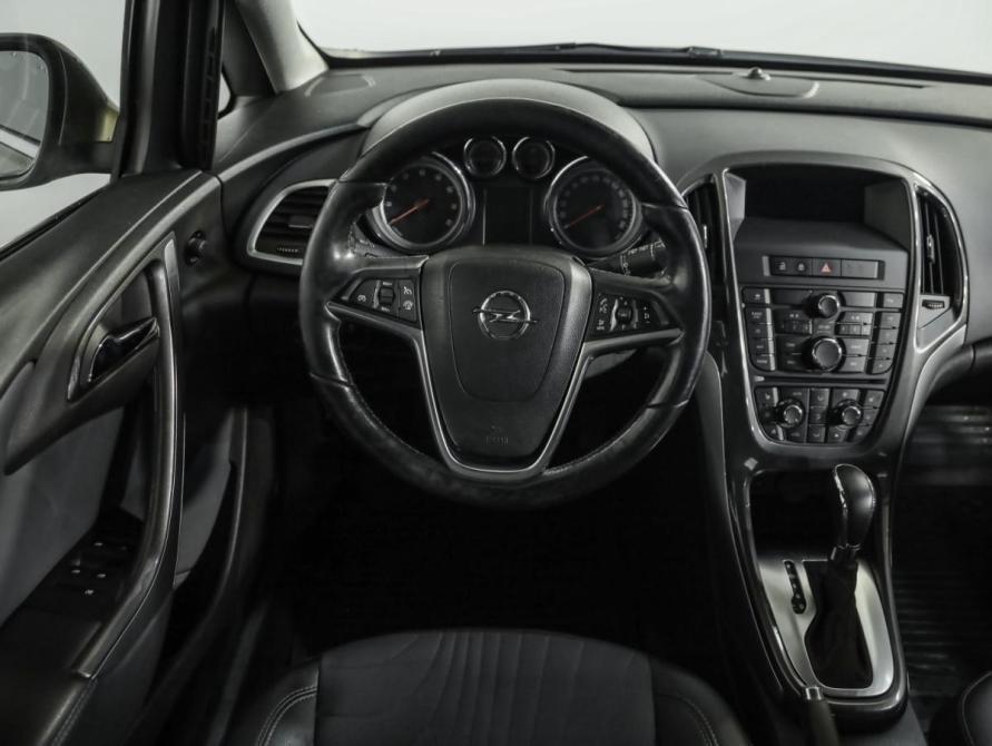 Opel Astra J Рестайлинг Санкт-Петербург  - изображение 11
