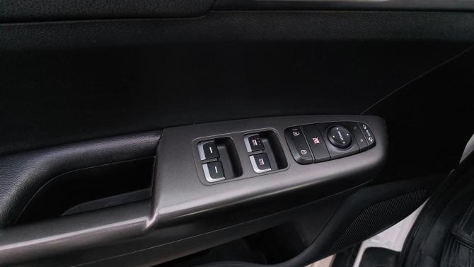 Kia Sportage IV Рестайлинг с пробегом 2020 года, цена 2 049 000 рублей, 133540 км, внедорожник, Автокод Объявления